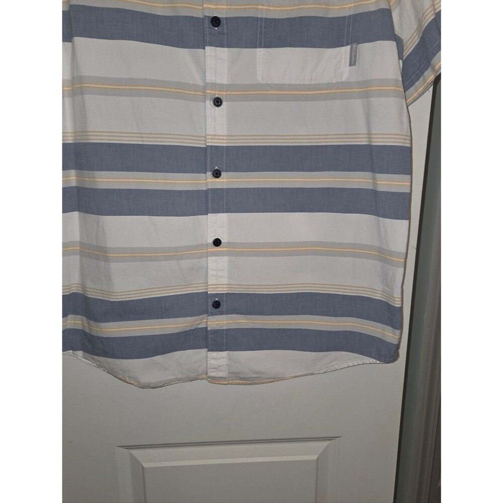 Columbia Men's Short Sleeve Button Down Shirt - Picture 4 of 9